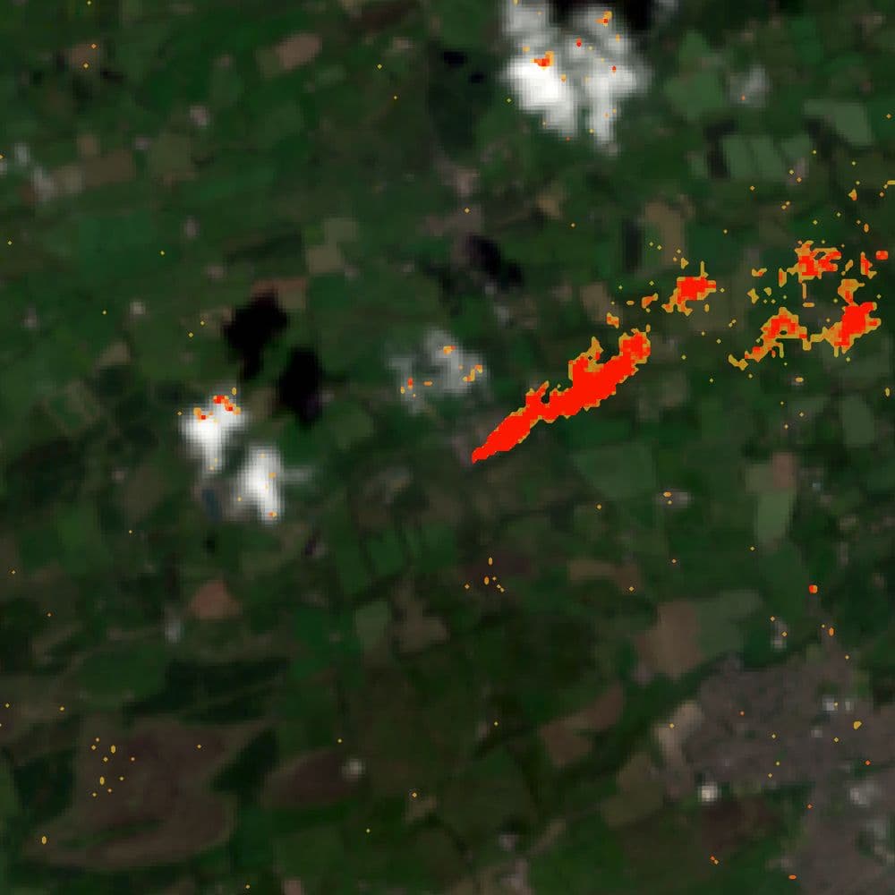 Falkirk, Scotland on 23 June 2026, with the measured gas shown in orange