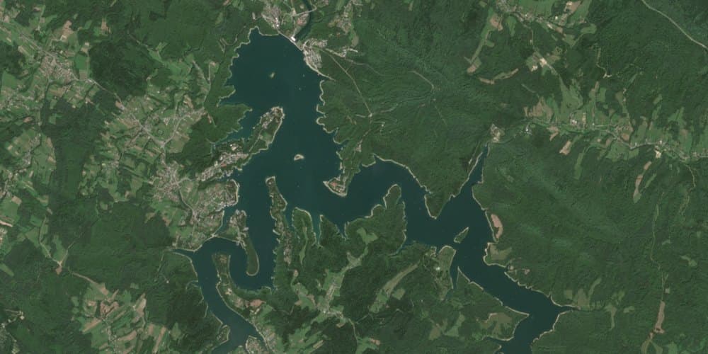 Satellite image of the Solina reservoir, 13 August 2025